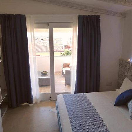 Bed and Breakfast Gi & Ro Al Mare Кастельсардо Экстерьер фото
